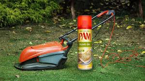 Spray Your Mower’s Blades to Keep Clippings From Sticking